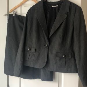 Never Worn Van Heusen Grey Suit with Skirt